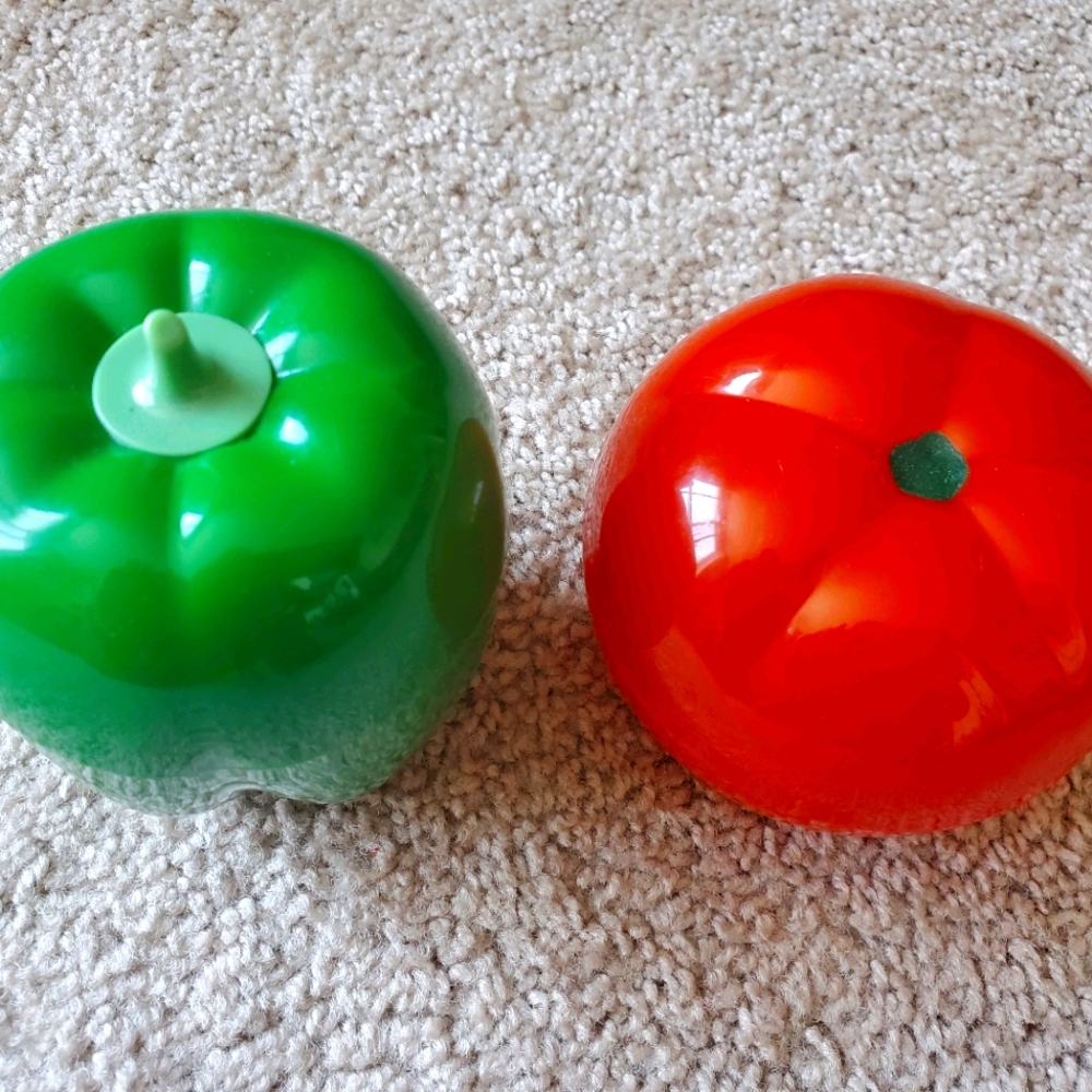 Vintage set of Pepper & Tomato Storage Box